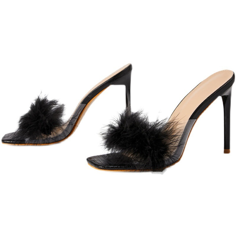 Wear Furry Sandals And Slippers With High Heels In The Back