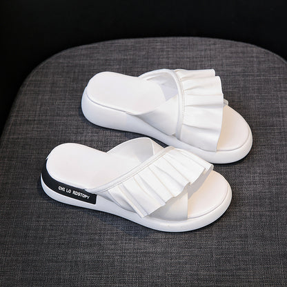 Sandals and slippers for women