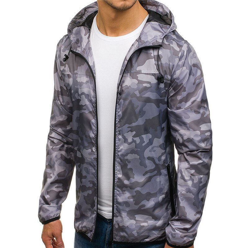 Hooded long sleeve camouflage jacket